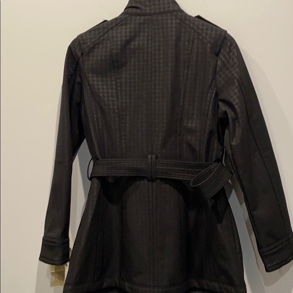 NEW Michael Kors Women’s Water Resistant Jacket - Picture 10 of 13